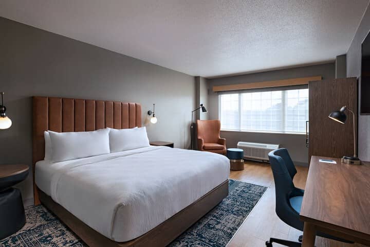 Room 7 of 20